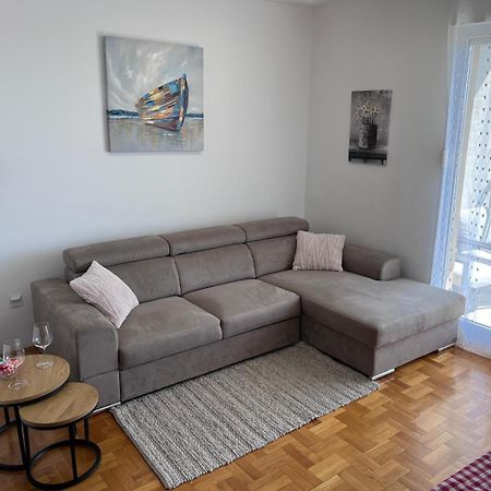 Spacious Apartment Smile With Terrace And Secure Garage Split Zewnętrze zdjęcie