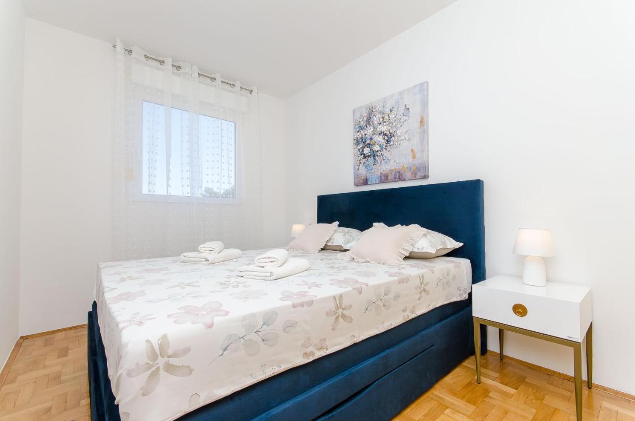 Spacious Apartment Smile With Terrace And Secure Garage Split Zewnętrze zdjęcie