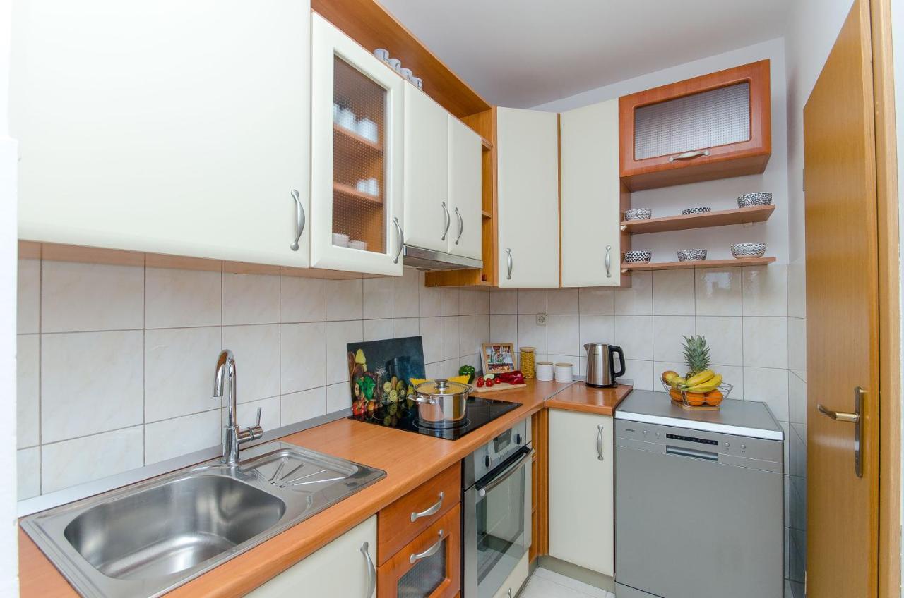 Spacious Apartment Smile With Terrace And Secure Garage Split Zewnętrze zdjęcie