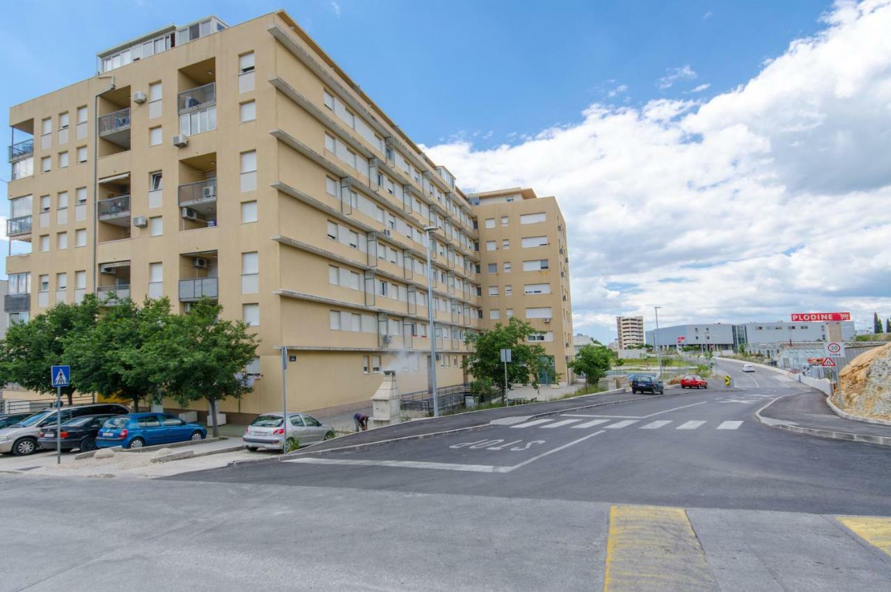 Spacious Apartment Smile With Terrace And Secure Garage Split Zewnętrze zdjęcie